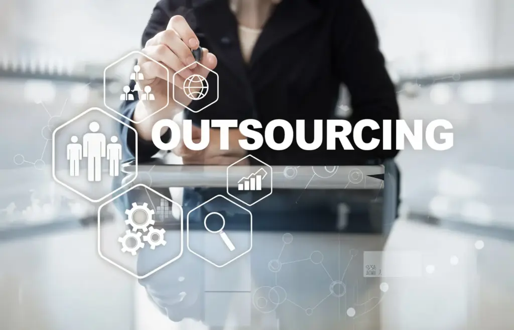 benefits of outsourcing app development